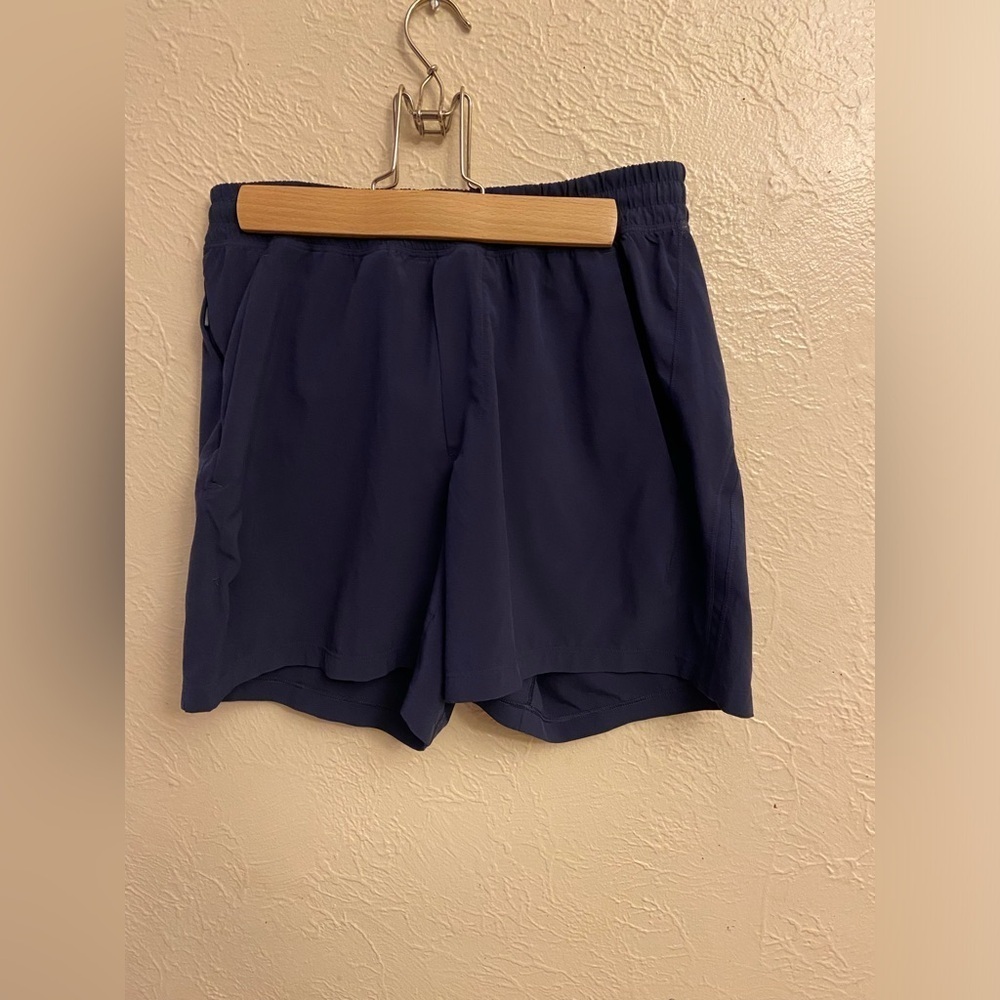 Lululemon short